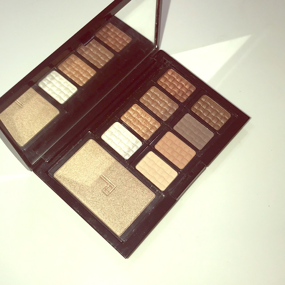 Doucce Eyeshadow Pallet